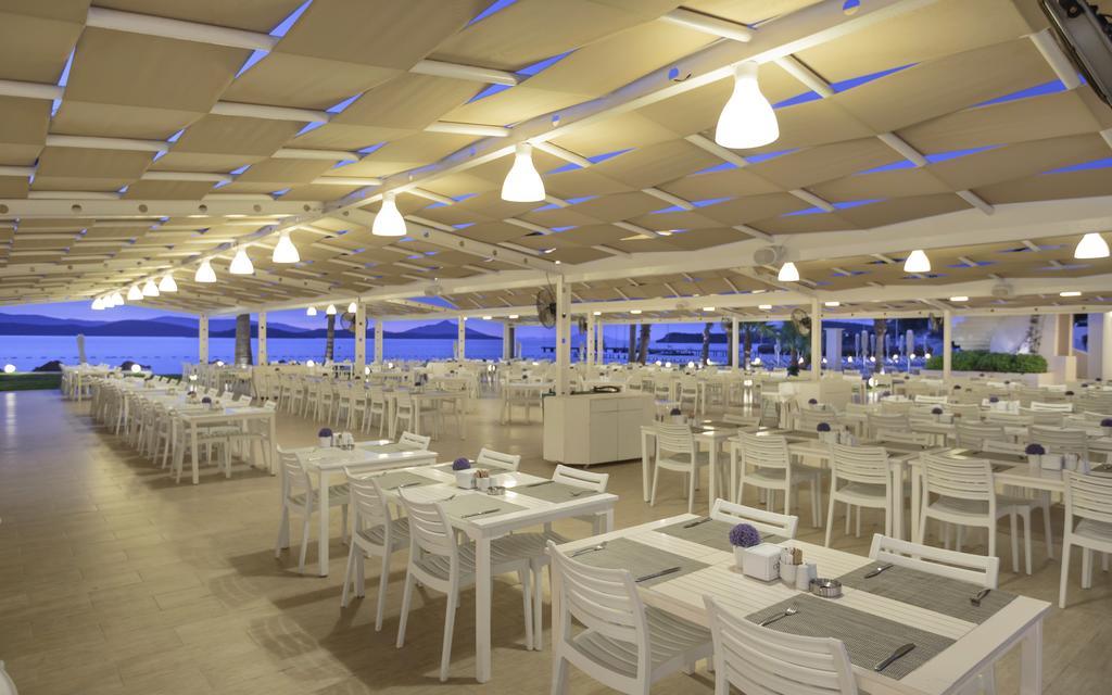 Hotel Cocos The Club à Ortakent Extérieur photo